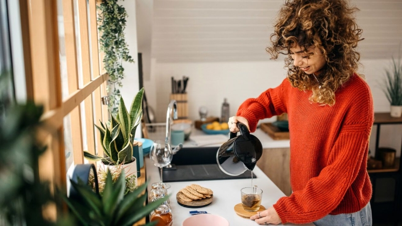 Too Much Coffee, Soda May Raise Your Risk of Stroke, but Tea May Lower It